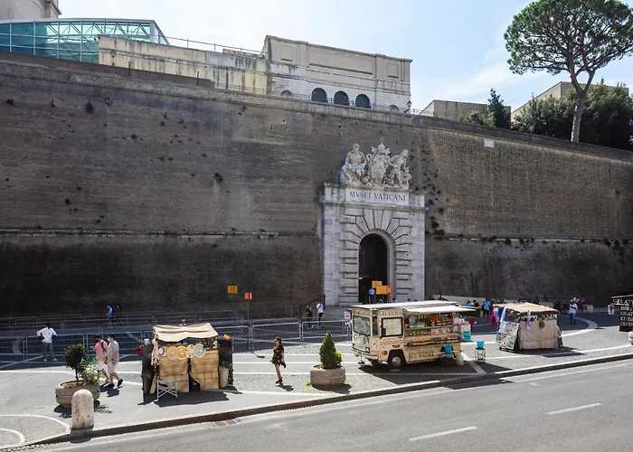 Residenza Vaticano By Hili